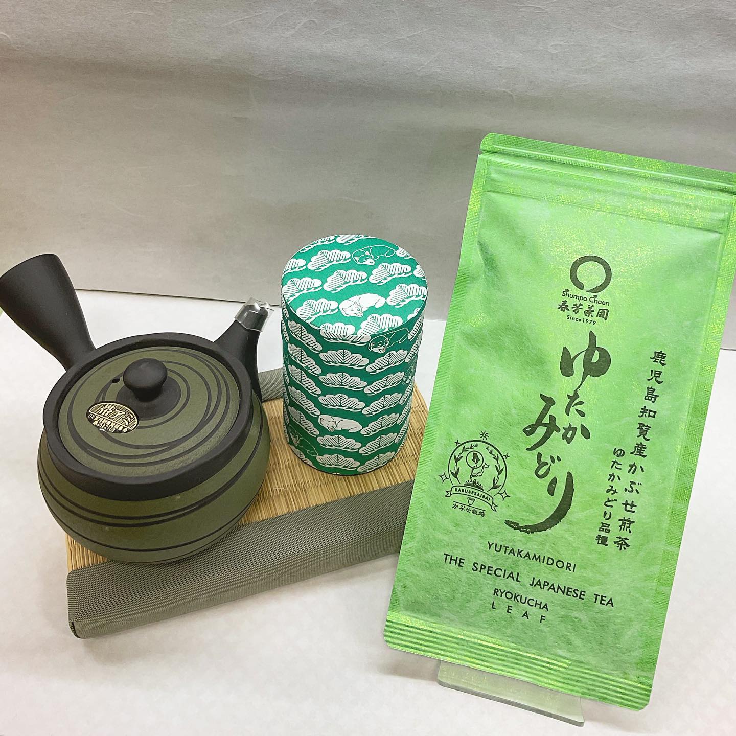 今日はとっても暖かくなりましたね️春の陽気を感じるとお茶の季節…新茶が待ち遠しくなりますお客様からも新茶を楽しみにされるお声をいただいて、今年はどんなお茶が味わえるか楽しみです️本日掲載の「鹿児島産ゆたかみどり」は、残りわずかになりました️‍♀️